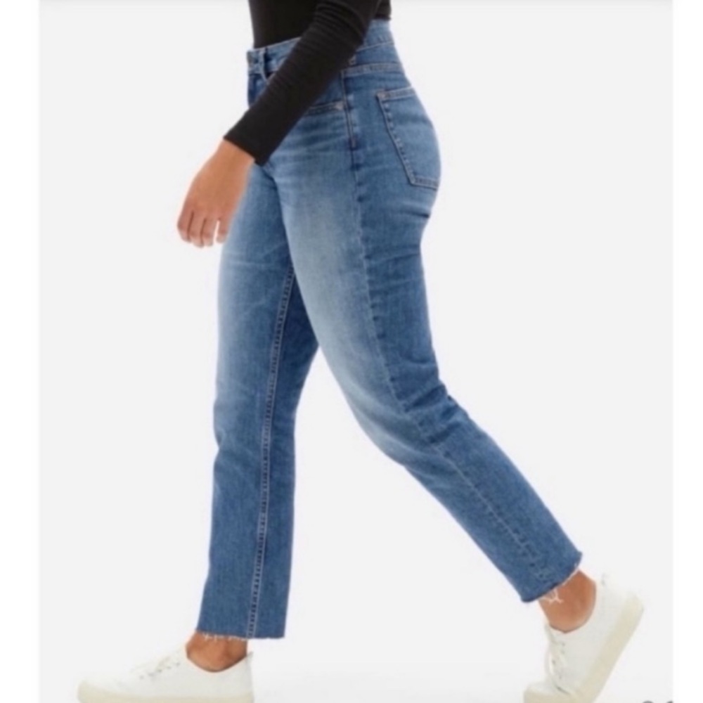 Everlane raw hem cheeky jean
